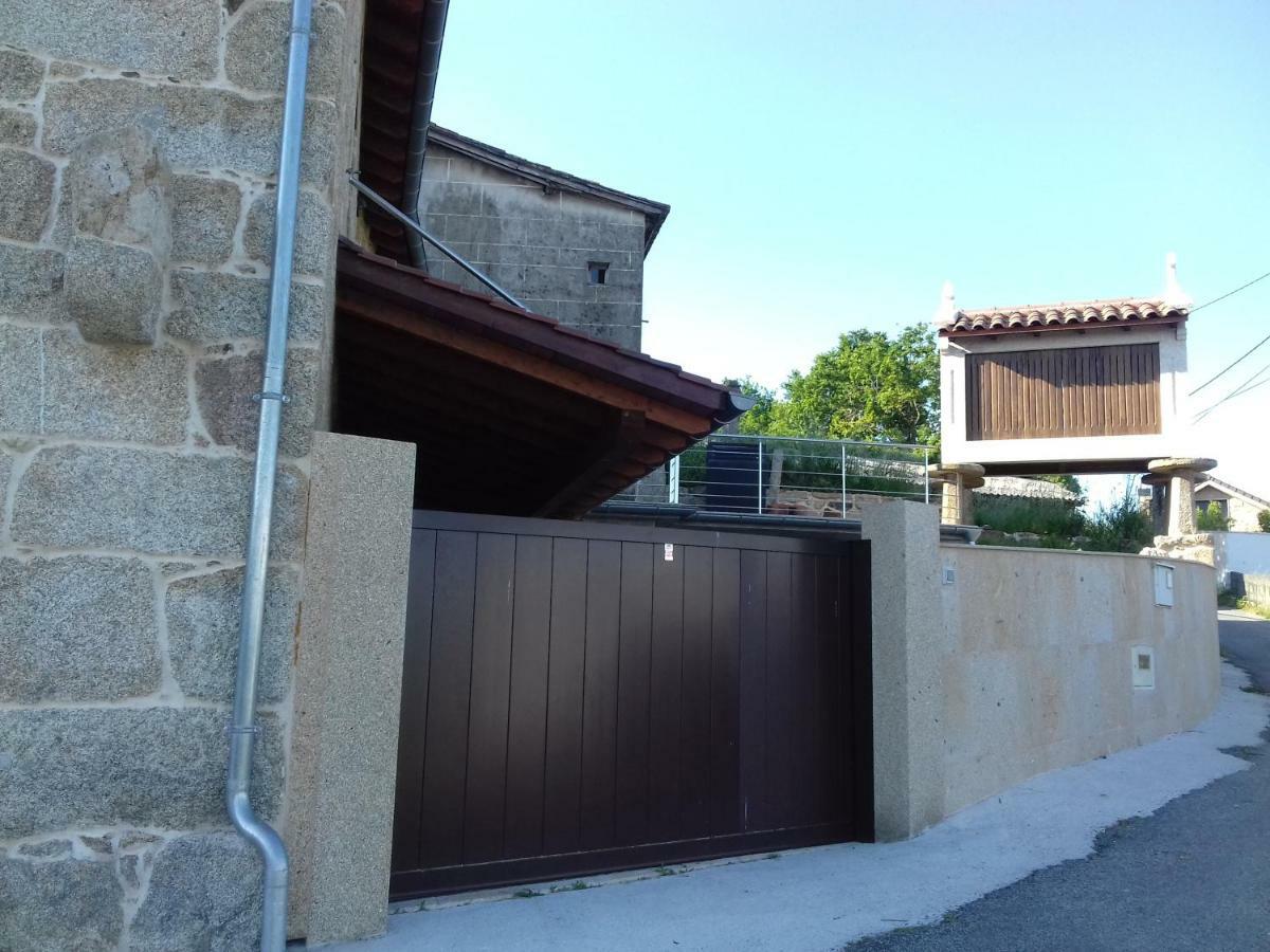 Casa Tras Do Rio Villa Coles Exterior photo
